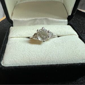 Ring- costume jewelry. Size size 6